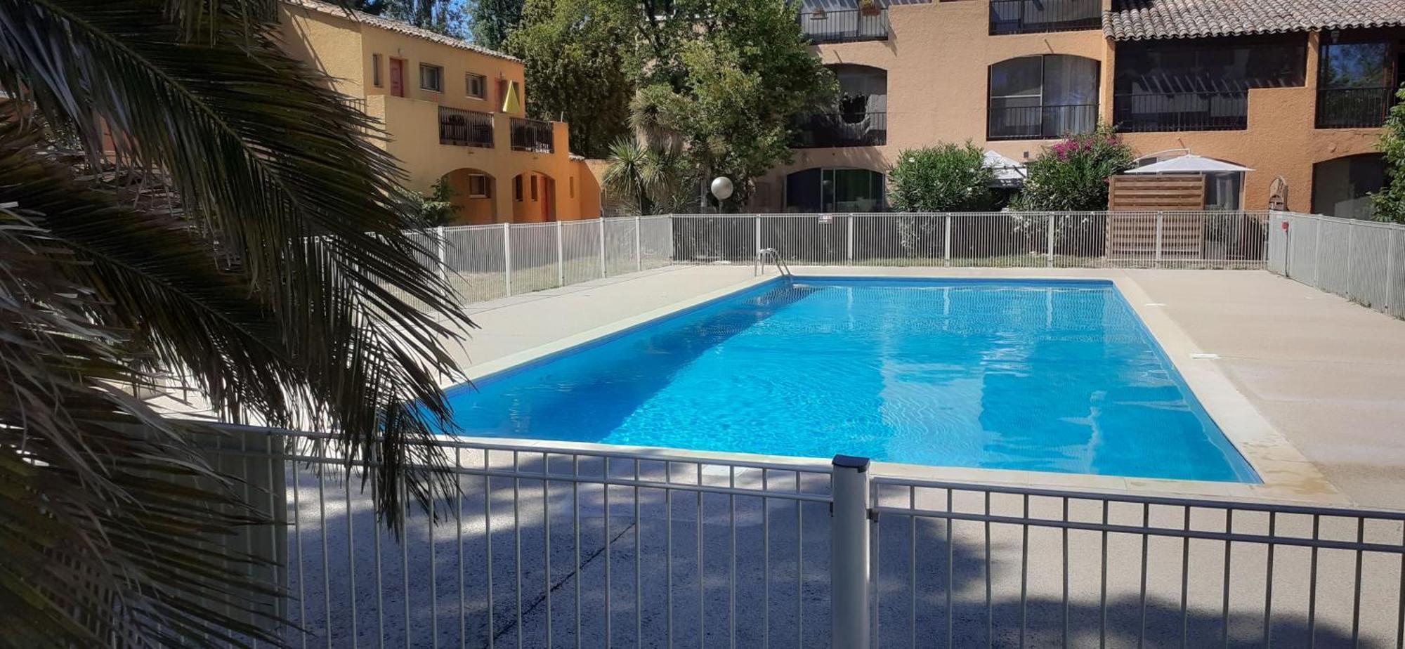 Studio 24 M2 - Hameaux De Camargue - Village 9 - 13200 Arles Buitenkant foto